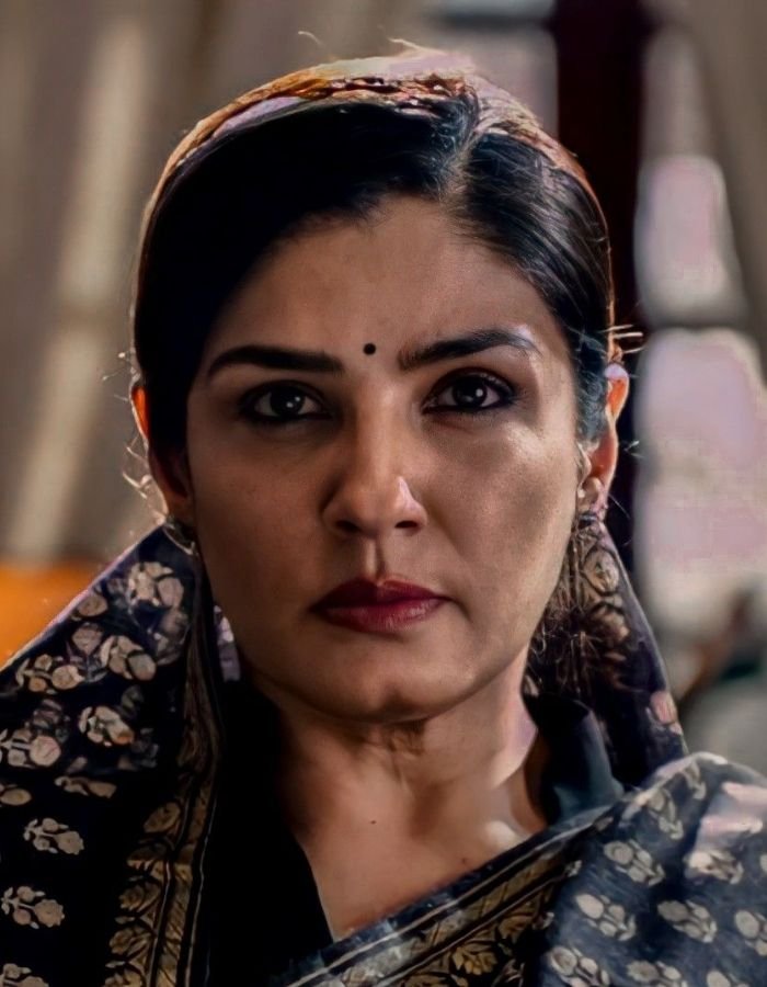 Angry girl DP for WhatsApp