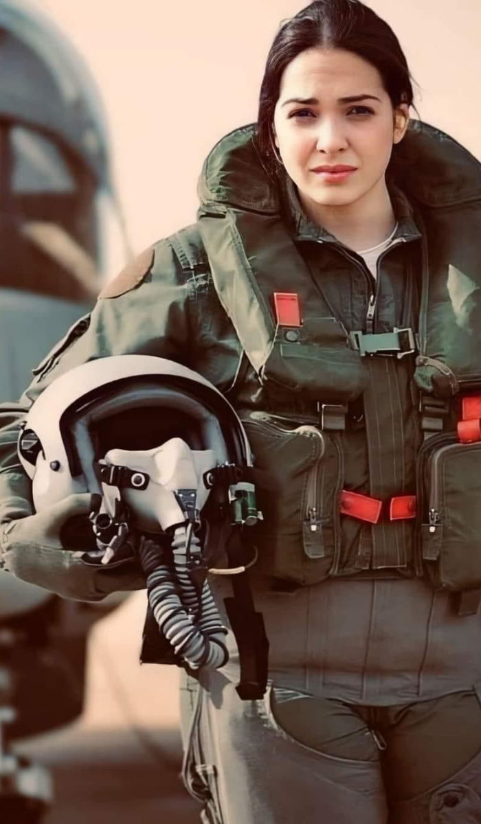 Army girl DP serious vibe