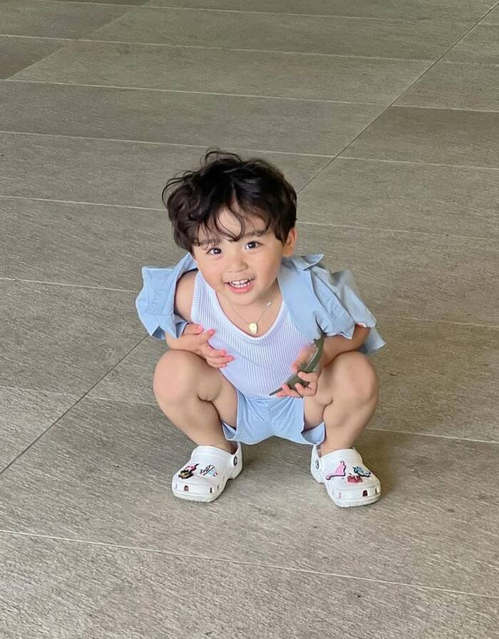 aethetic stylish baby boy dp photo