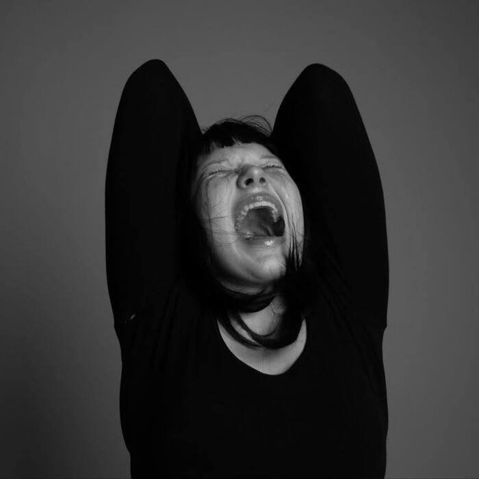 angry girl dp instagram photo full hd