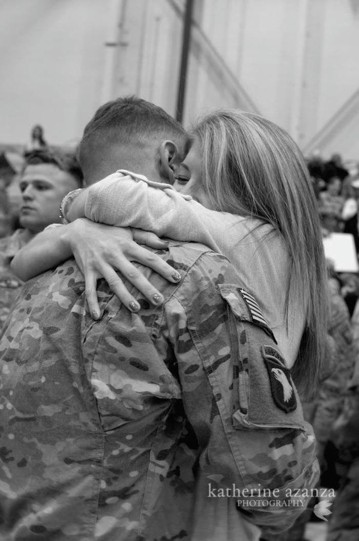 army couple emotional dp