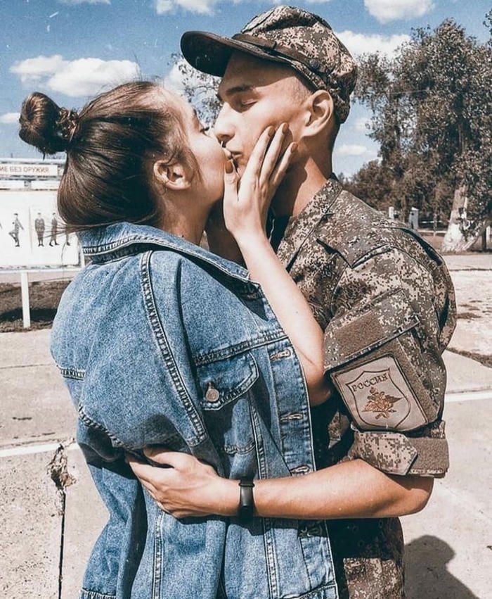 army couple in field dp