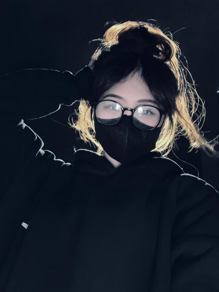 cool dp girls portrait