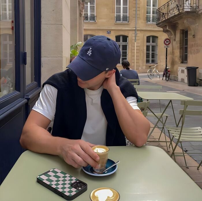 hd sad boy dp full hd