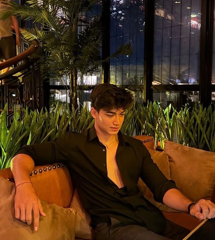 image smart boy dp aethetic