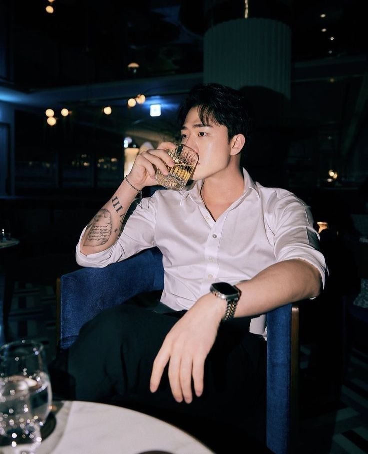 lonely silent boy dp