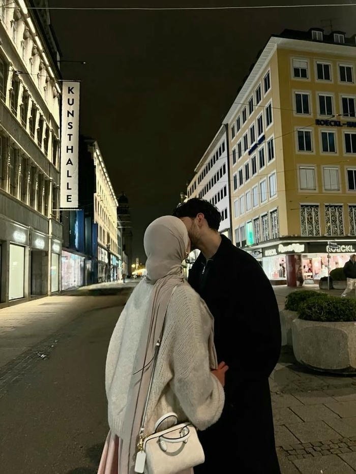 new hijab couple dp