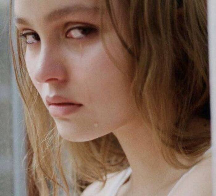 photo angry girl dp aethetics hd