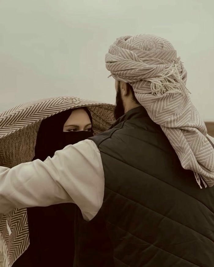 stylish hijab couple dp