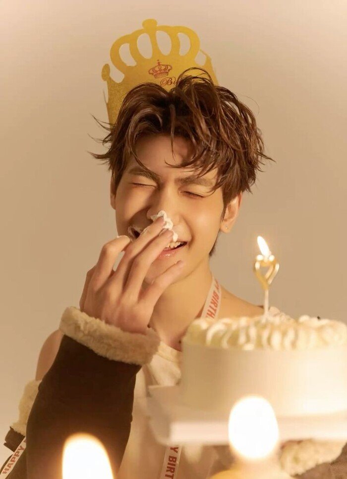birthday boy dp glowing face