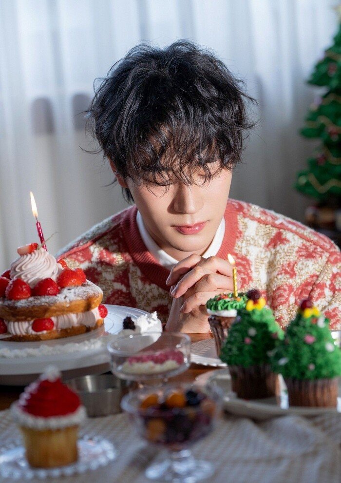 birthday boy dp with balloons