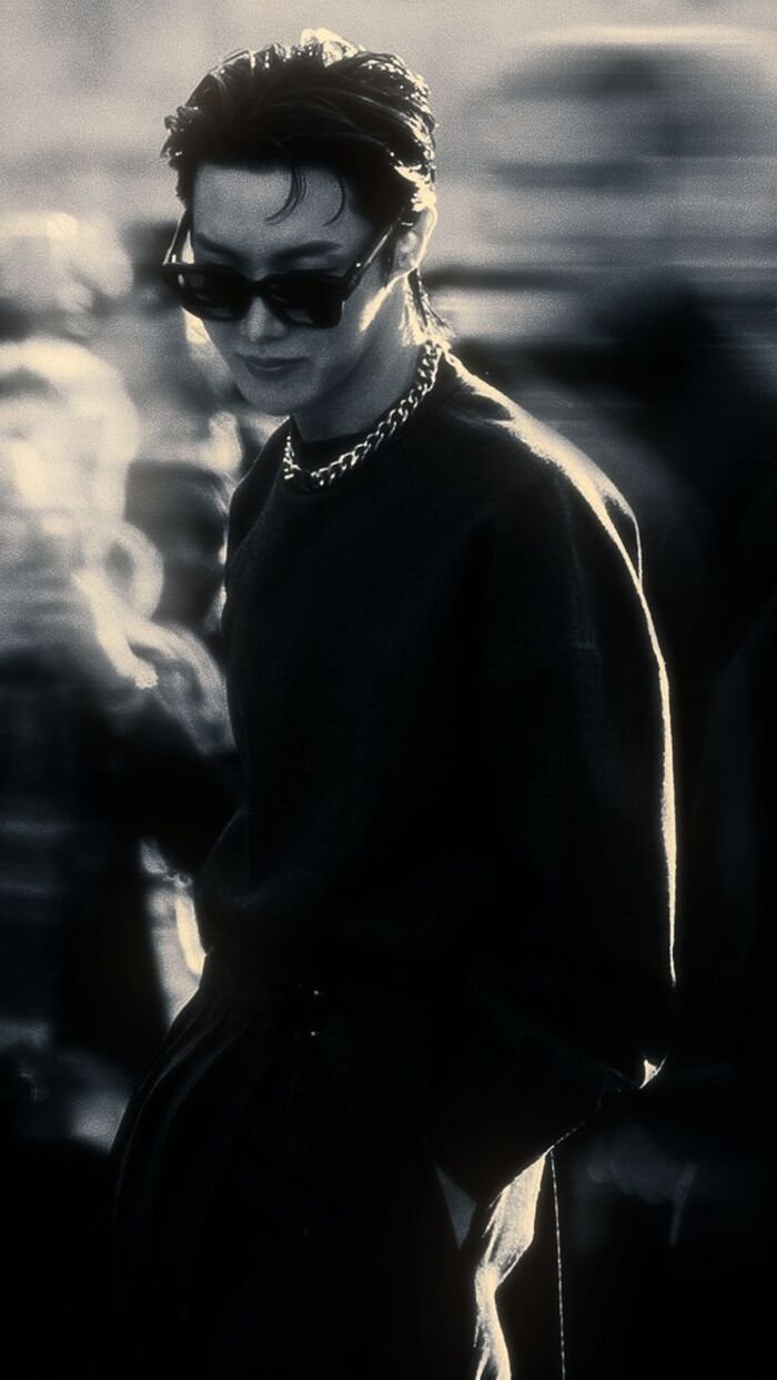 cool dp for boys travel pose