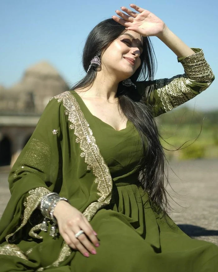 cute girl pic dp 23