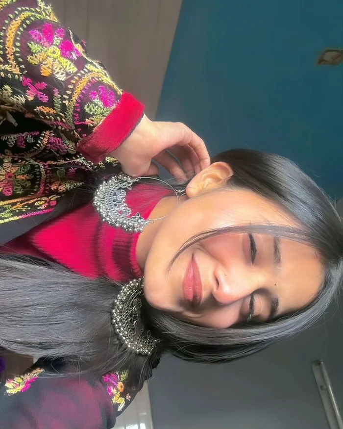funny dp for girls 11