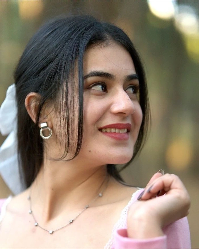 girl earrings dp 27