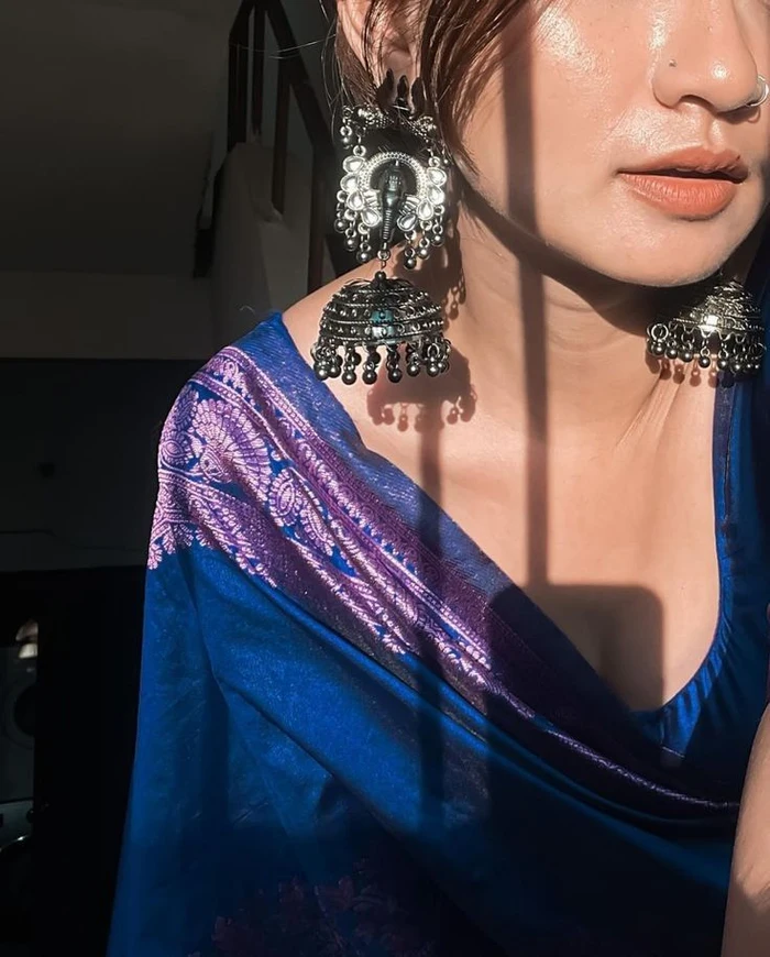 girl earrings dp 30