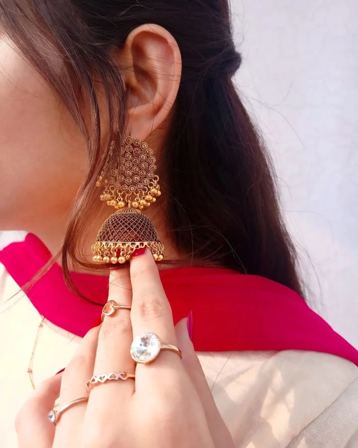 girl earrings dp 5