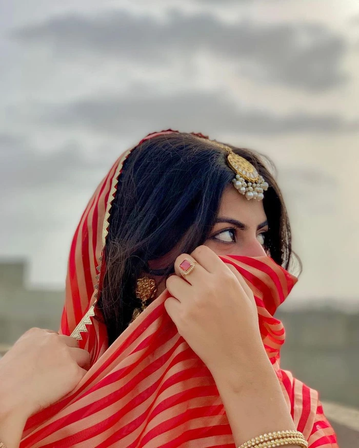 girl eyes pic dp 12