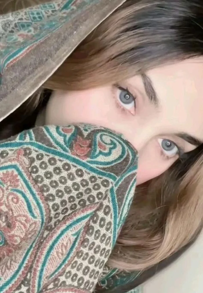 girl eyes pic dp 13