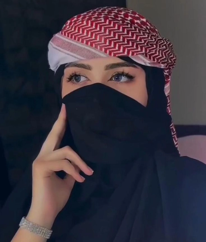 girl eyes pic dp 21