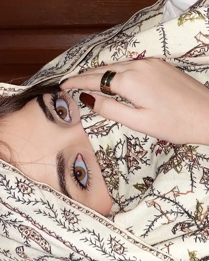 girl eyes pic dp 29