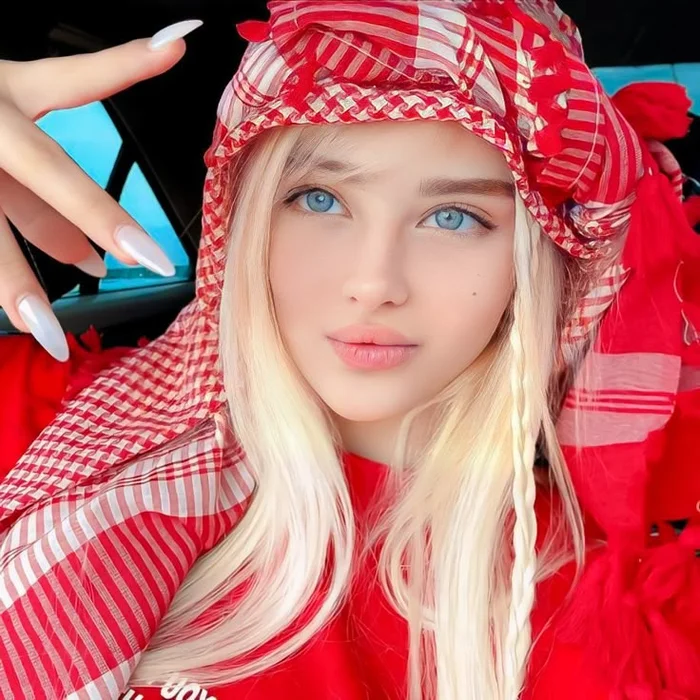 girl eyes pic dp 30
