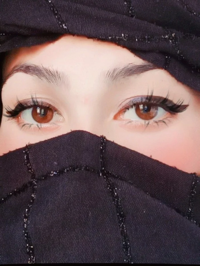girl eyes pic dp 5