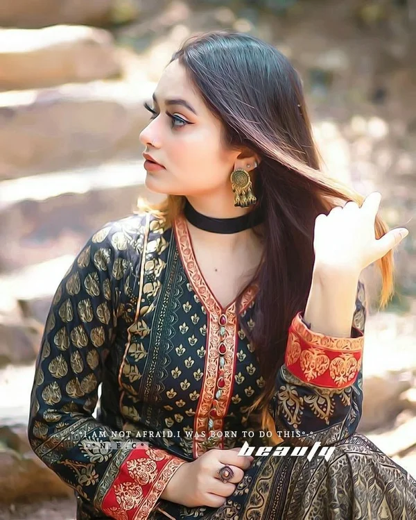 girl shayari dp 18