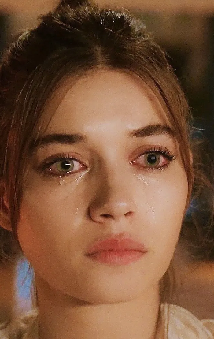 girls sad dp 8