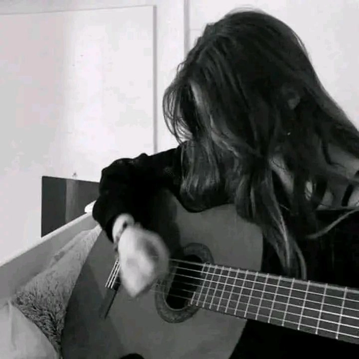 guitar girl dp 23