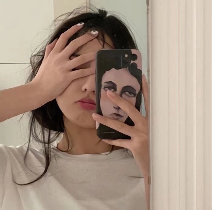 hidden face girls dp 16
