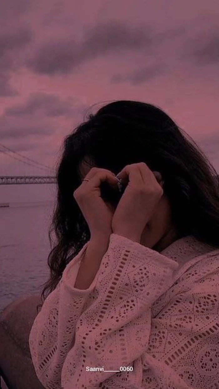 hidden face girls dp 24