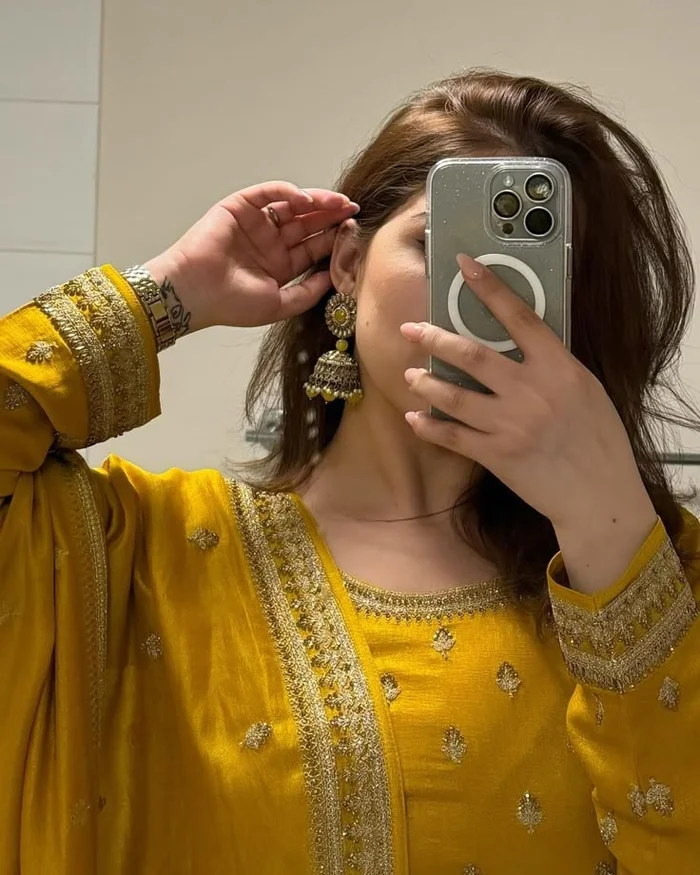 hidden face girls dp 30