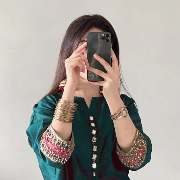 hidden face girls dp 31
