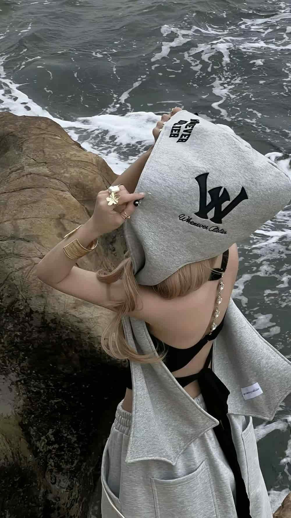 moody hidden face girl dp