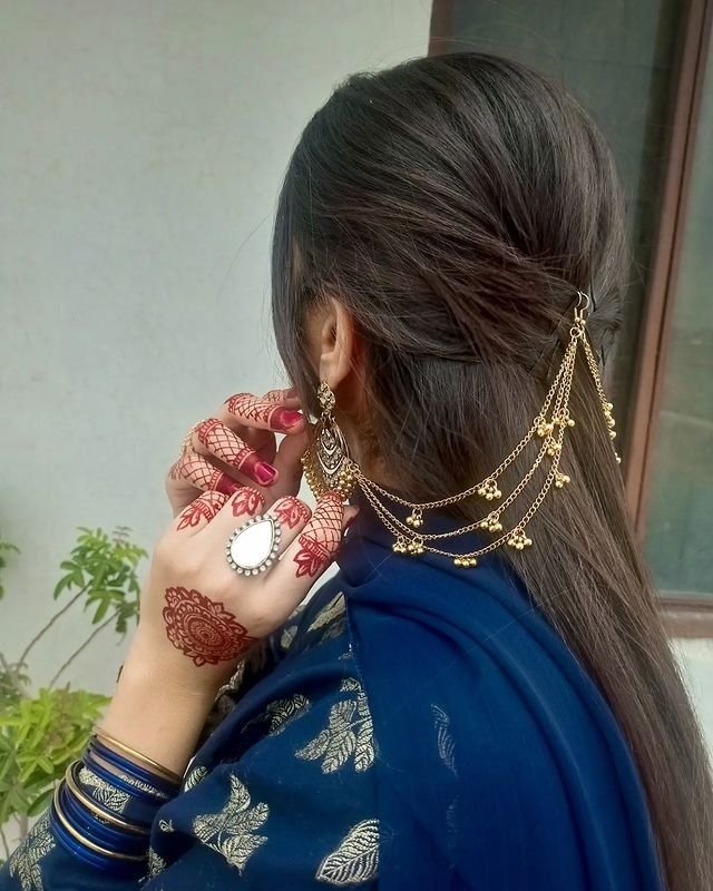 stylish girl earrings dp