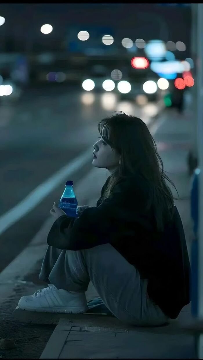 aethetics lonely girl dp dark