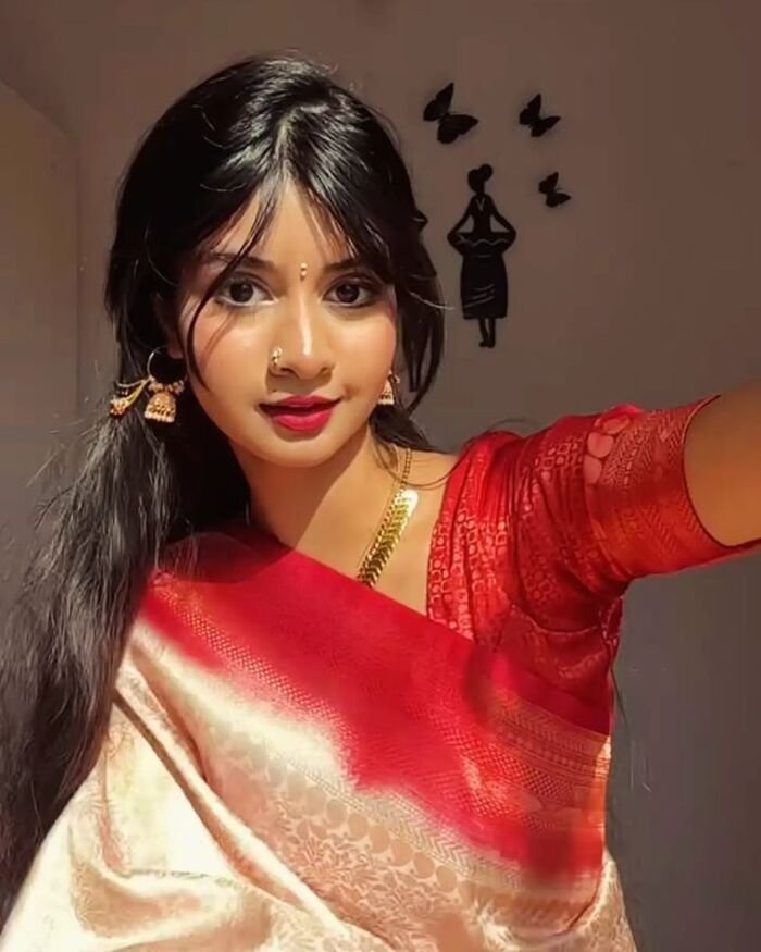 indian girl dp aethetics cool