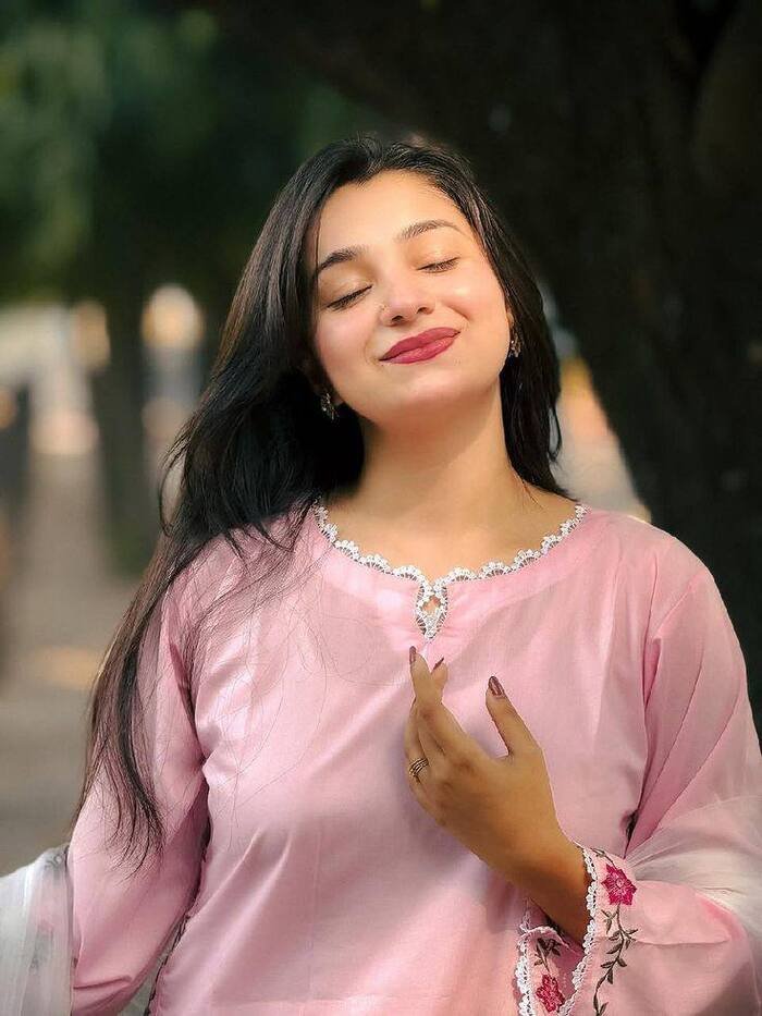 indian girl dp plus 4k full