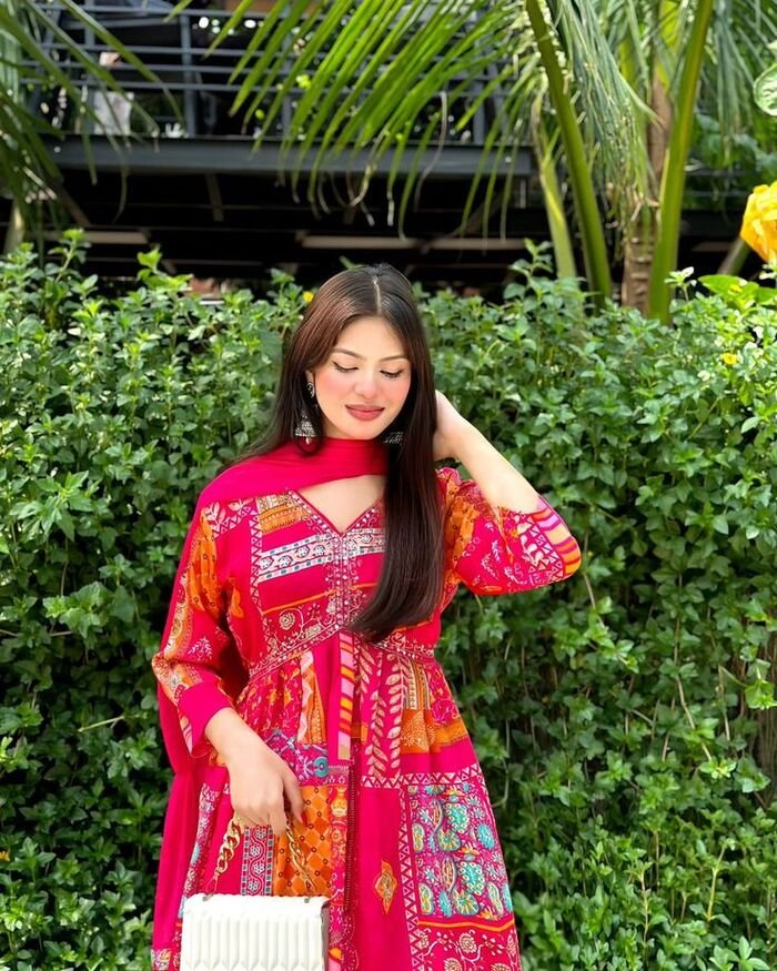 kashmiri girls dp full hd