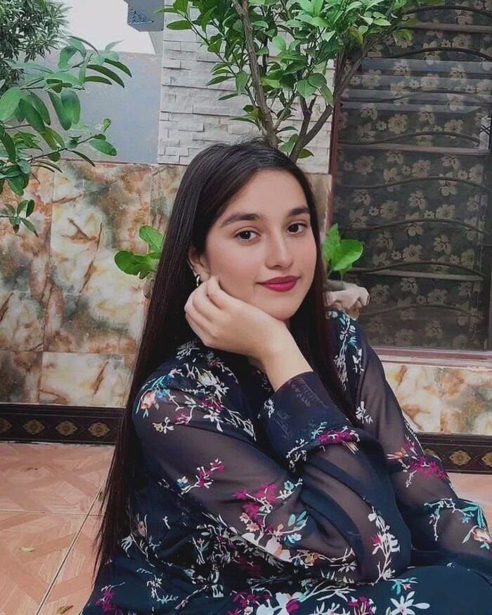 kashmiri girls dp pretty 3k
