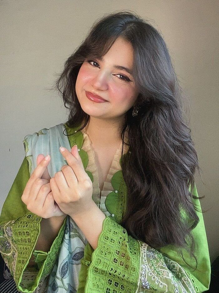 kashmiri girls dp pretty 4k