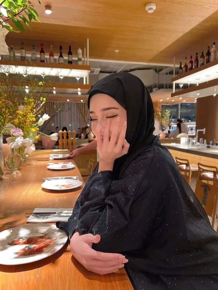 lonely girl dp aethetics hd