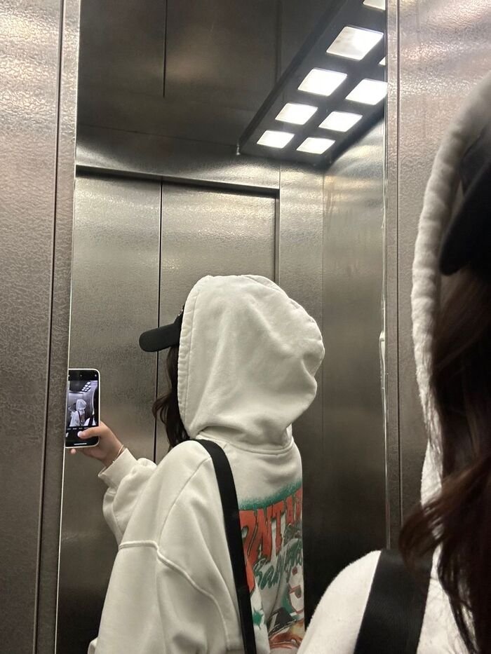 lonely girl dp aethetics hot