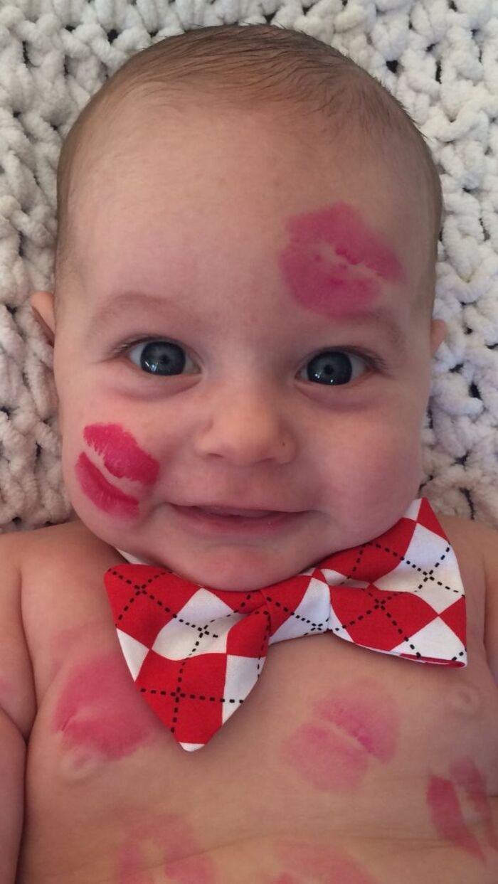 baby kiss image photo