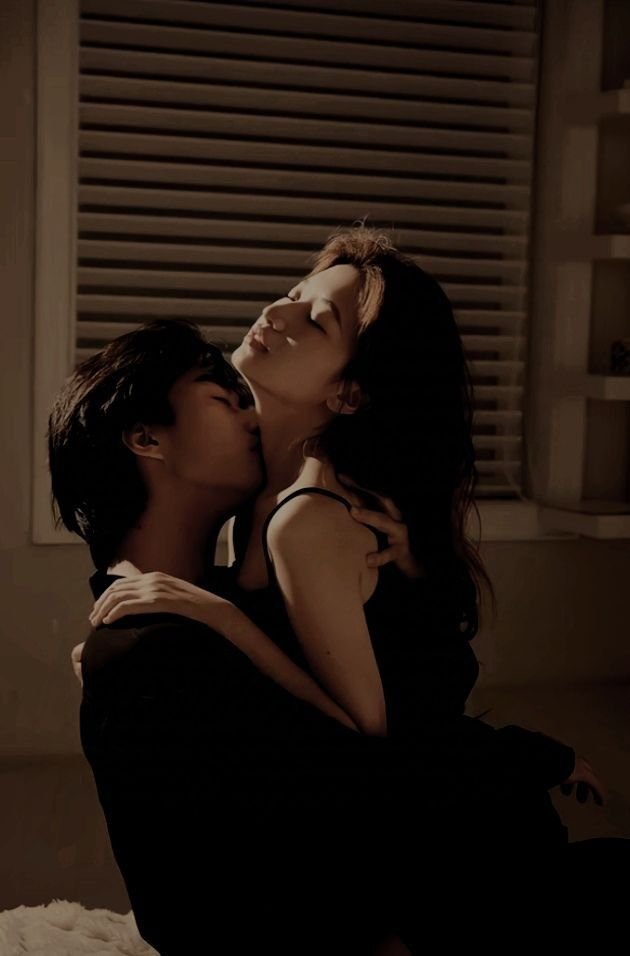 chest kiss image ig full size