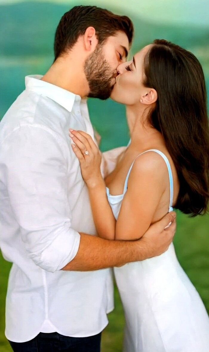 couple kiss images cute photo