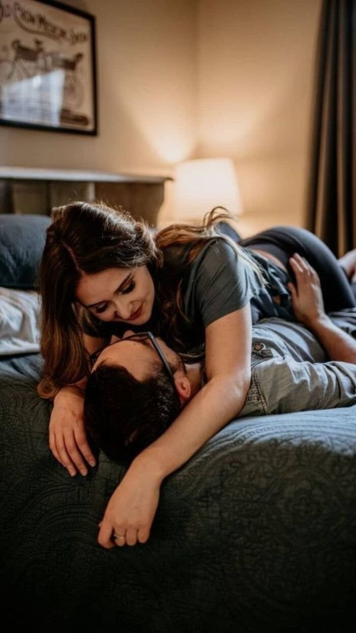 couple kiss images sweet full size