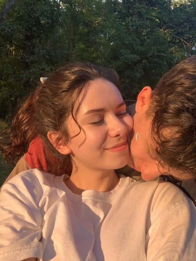 78+ Sensual Boobs Kiss Image That Ignites Passion