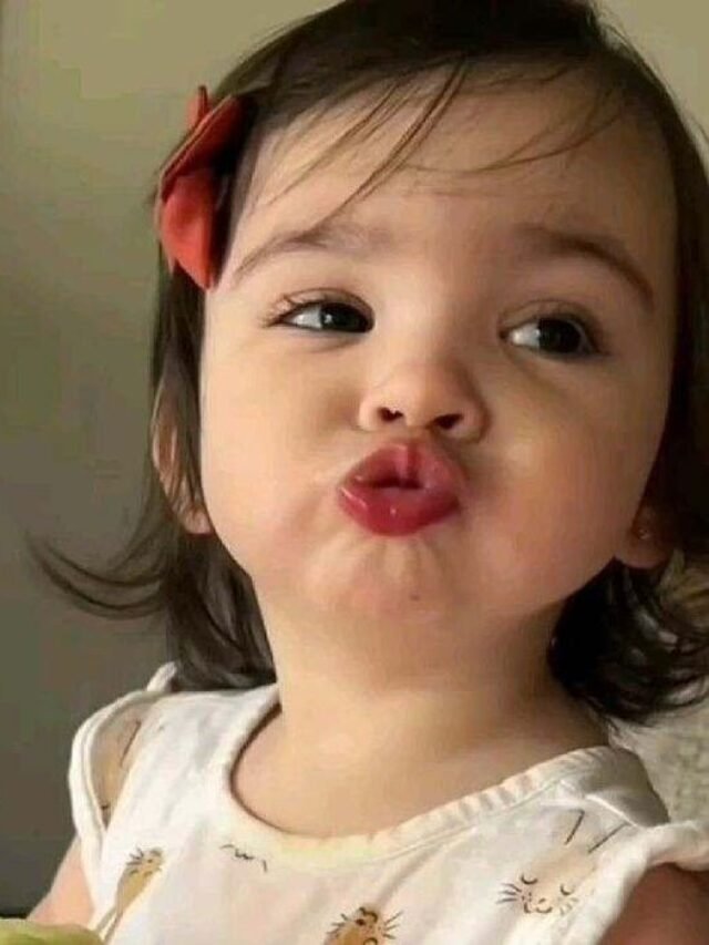 65+ Adorable Baby Kiss Image That Melts Every Heart